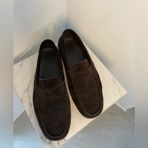 Men’s Tods size 9 Brown Suede Loafers - Picture 5 of 13